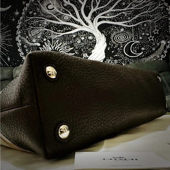 Vintage Y2K Coach tote bag Shoulder Bag Brown and Tan soft leather - Picture 14 of 17